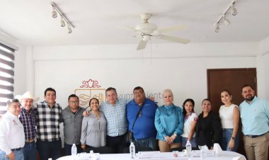 Rafael Reyes tomó protesta a los ayudantes de Col. Josefa Ortiz