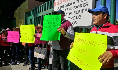 Piden ayuda maestros vecinos del Popo por daños del coloso