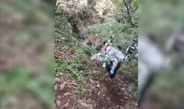 Hallaron restos humanos en una cueva de Huitzilac