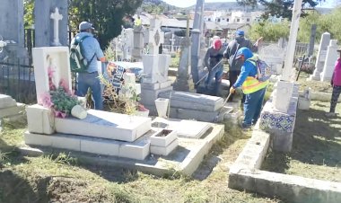 Intensifican acciones contra el dengue en los panteones de la región Oriente