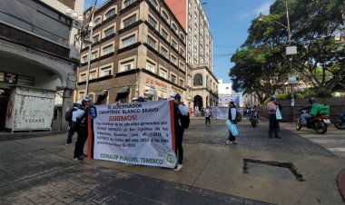 Maestros de Conalep exigen pago por aportaciones y basificación