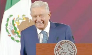 Evidencian en Mañanera a personajes  de mala fama con Margarita González