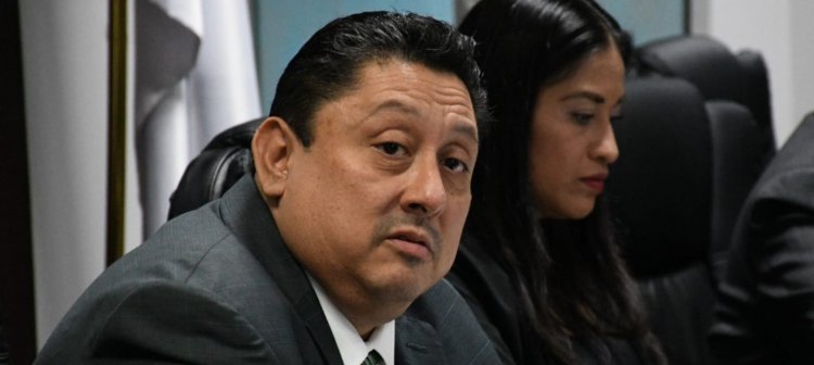 No renuncia Uriel Carmona a  la Fiscalía General del Estado