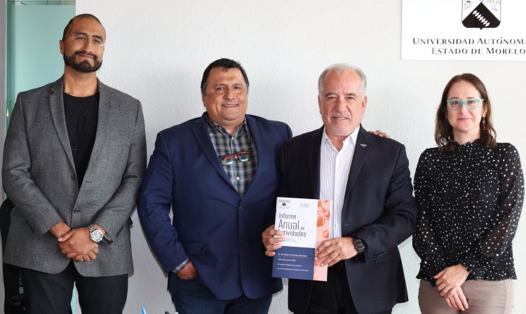 Recibe el rector Urquiza el informe de actividades de titular del CIDC