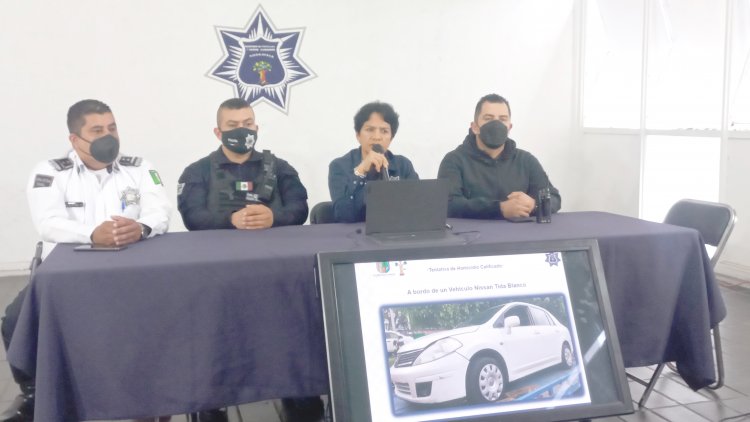 Detectan asaltos en Cuernavaca de individuos en Nissan Tiida blanco
