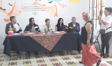 Celebró DIF Cuernavaca con baile y música el Día de Muertos con los adultos mayores