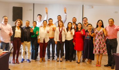 Diputados federales y locales se reúnen con Margarita González Saravia