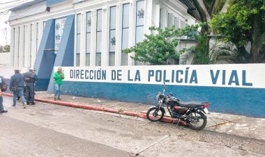 Policías de Tránsito protestan  en la capital por más trabajo