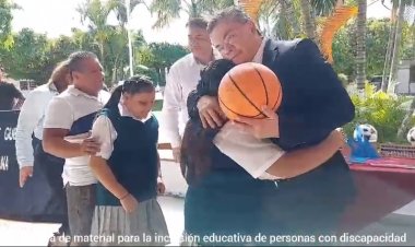 Rafael Reyes promueve la inclusión de personas con discapacidad