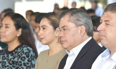 Alcalde Reyes proveyó material en favor de estudiantes con discapacidad visual