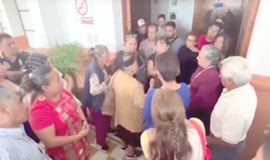 Presionan comerciantes por tianguis navideño en el ALM