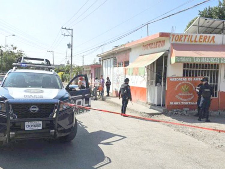 Balacean y queman tortillerías en Cuautla y Ayala por cobro de piso