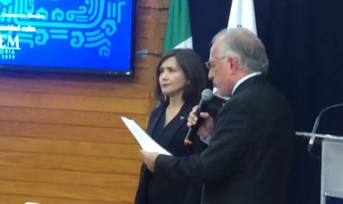 Viridiana Aydeé León, la  1era rectora de la UAEM