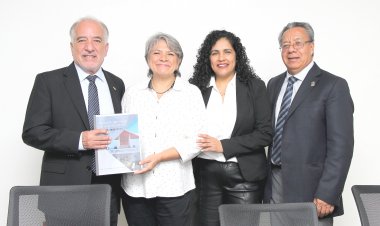 Directora del CIByC rindió primer informe de labores