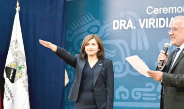 Histórico: Viridiana Aydeé,  primera rectora de la UAEM