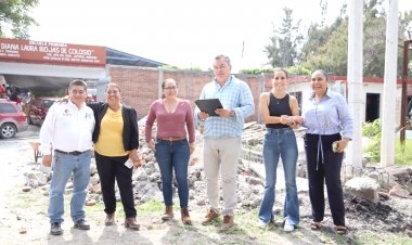 Trabajos de drenaje y un pozo supervisó el alcalde Rafa Reyes