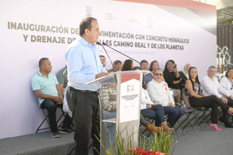 Obras de pavimentación y alcantarillado inauguró el gobernador en Cuernavaca