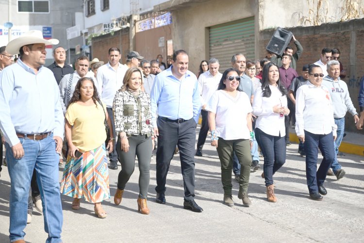 Obras de pavimentación y alcantarillado inauguró el gobernador en Cuernavaca