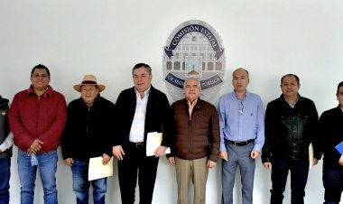 Ortiz Guarneros se reúne con presidentes municipales de la primera región