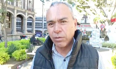 Pese a intento de destitución, sigue líder en el sindicato del Ejecutivo