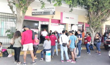 Urgen INE a ciudadanos  actualizar credenciales