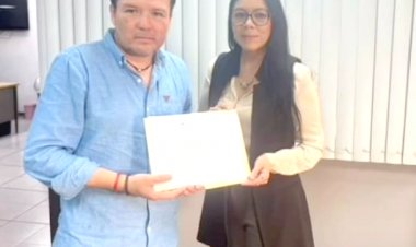 Se entromete director en pleito en una Normal en paro, acusan