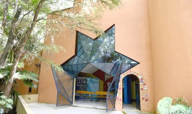 En el parque Chapultepec, el planetario, reinaugurado