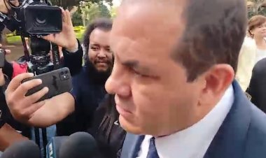 Vienen ataques electoreros en su contra, dice el gobernador