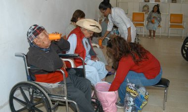 Es urgente que se rehabiliten banquetas de Cuautla, alertan