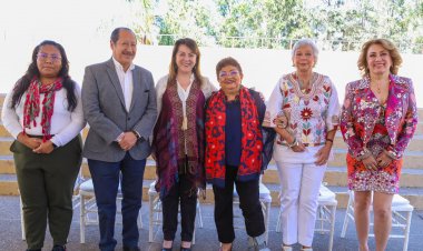 Participa Margarita González en diálogos por la paz de Morelos