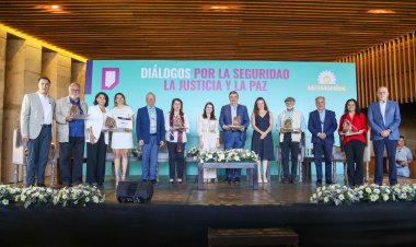 Dialoga Margarita González Saravia con expertos en seguridad