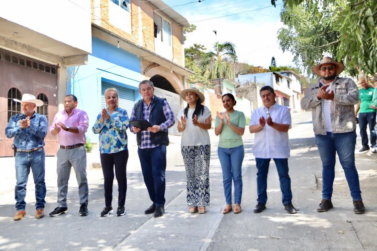 Gobierno de edil Reyes invirtió casi millón  de pesos en la reparación de red de agua