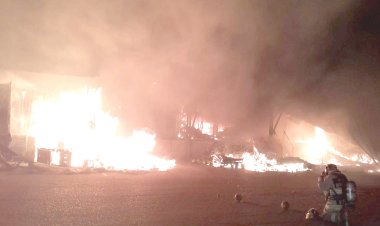Responsabilizan al crimen por incendio en Cuautla y exigen acción de autoridad