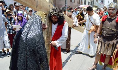 Escenificación del Mártir del Golgota, en Ayala, el día 29