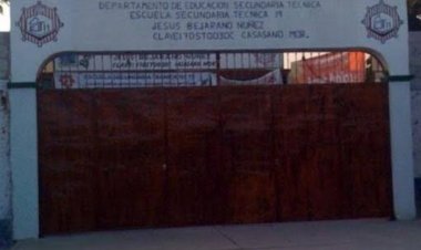 Deciden no enviar a sus hijos a la secundaria de Casasano