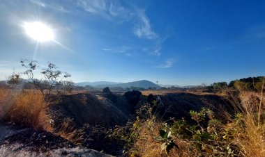 Exigen transparencia colonos afectados de la mina de Tezontepec