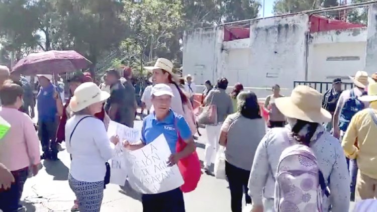 Habitantes de Tlayacapan exigen a Ceagua reparación de un pozo