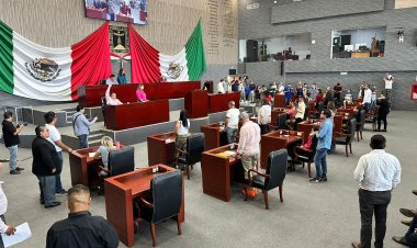 Sotelo, al frente del Ejecutivo,  tras la licencia a Cuauhtémoc