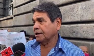 Se manifiestan jubilados por alza ante su raquítico sueldo