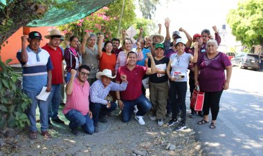 Juan Ángel Flores gestionará construcción de la preparatoria de Alpuyeca