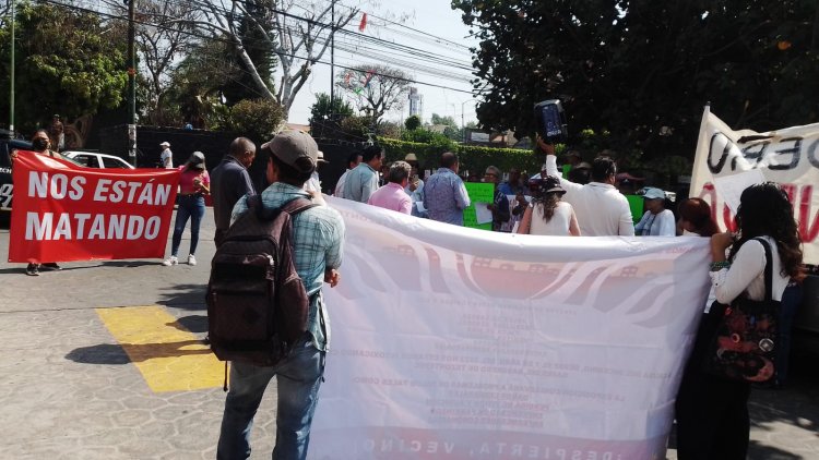 No ceden vecinos de la Mina de Tezontepec en exigir atención