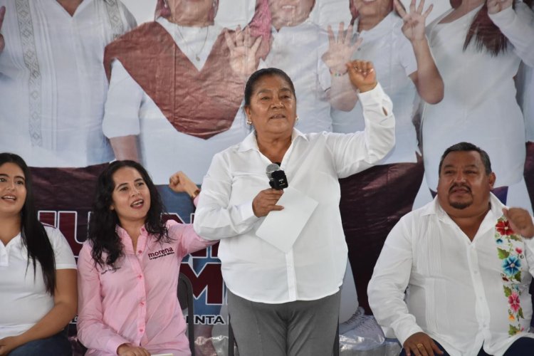 Juana Ocampo, prioriza campaña a resolver problemas de Temixco
