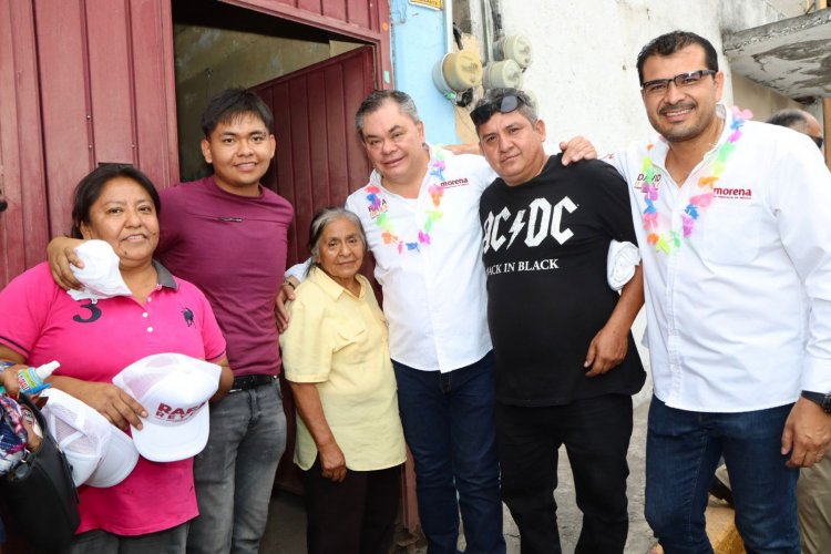 Rafa Reyes y David Ortiz ratifican compromisos en las colonias San Isidro y Ampliación San Isidro