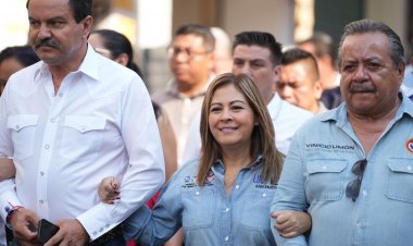 Junto con la CTM, Lucy Meza encabezó marcha del 1 de mayo