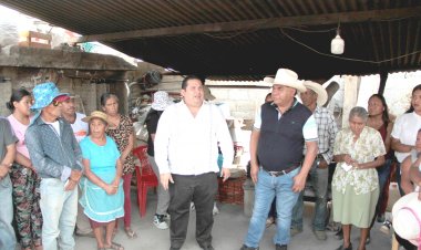 Dialogan con productores de Tlalnepantla sobre utilización eficiente del agua y otros