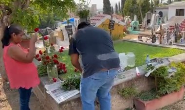 Gran número de visitantes  a panteones de Cuernavaca