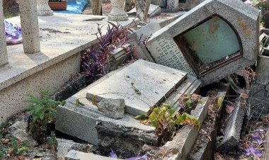 Visitantes a panteones se quejaron de gran descuido oficial en la capital