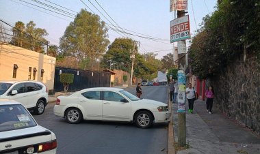 Bloqueo por falta de agua en la capital, ahora en la avenida de los Compositores