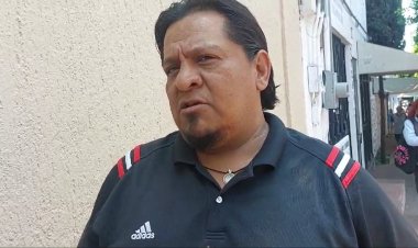 Culpan a vecinos por desbordamiento en canal de Av. Palmira