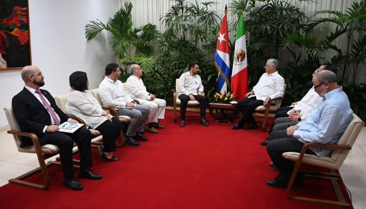 Se compromete más apoyo cubano al IMSS - Bienestar